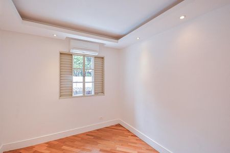 Quarto 1 de casa à venda com 2 quartos, 136m² em Vila Campo Grande, São Paulo