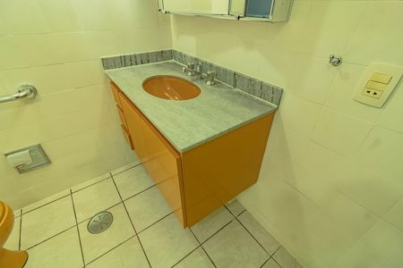 Apartamento à venda com 120m², 3 quartos e 2 vagasBanheiro da Suíte 
