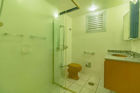 Apartamento à venda com 120m², 3 quartos e 2 vagasBanheiro da Suíte 