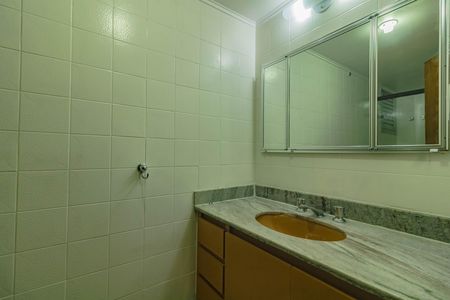 Apartamento à venda com 120m², 3 quartos e 2 vagasBanheiro