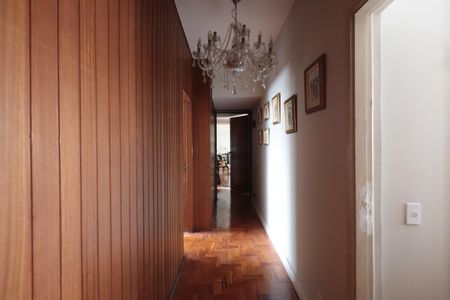 Apartamento para alugar com 205m², 4 quartos e 2 vagasCorredor