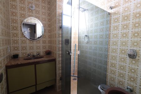Apartamento para alugar com 205m², 4 quartos e 2 vagasBanheiro Social