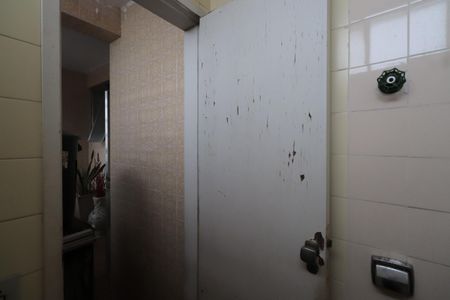 Apartamento para alugar com 205m², 4 quartos e 2 vagasBanheiro de serviço