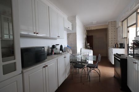 Apartamento para alugar com 205m², 4 quartos e 2 vagasCozinha