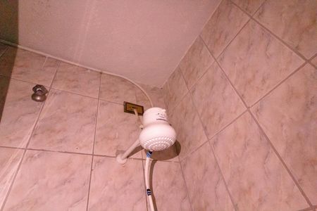Banheiro 1 de casa à venda com 5 quartos, 154m² em Jardim Rosa de Franca, Guarulhos