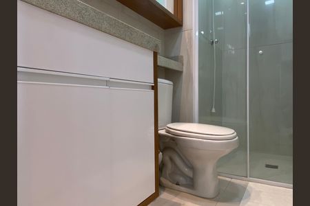 Apartamento para alugar com 37m², 2 quartos e 1 vaga Apartamento para alugar com 37m², 2 quartos e 1 vagaBanheiro