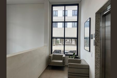 Apartamento para alugar com 37m², 2 quartos e 1 vaga Apartamento para alugar com 37m², 2 quartos e 1 vagaHall