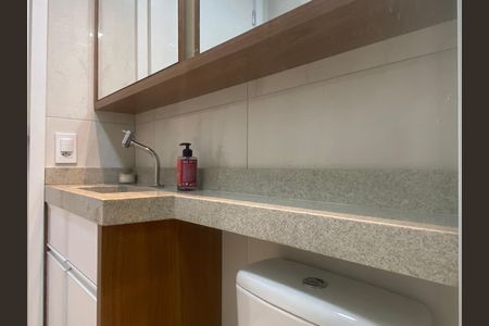 Apartamento para alugar com 37m², 2 quartos e 1 vaga Apartamento para alugar com 37m², 2 quartos e 1 vagaBanheiro