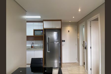 Apartamento para alugar com 37m², 2 quartos e 1 vaga Apartamento para alugar com 37m², 2 quartos e 1 vagaSala - Cozinha
