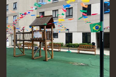 Apartamento para alugar com 37m², 2 quartos e 1 vaga Apartamento para alugar com 37m², 2 quartos e 1 vagaÁrea comum - Playground