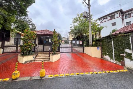 Apartamento para alugar com 72m², 3 quartos e 1 vaga Apartamento para alugar com 72m², 3 quartos e 1 vagaFachada