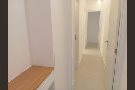 Apartamento para alugar com 245m², 3 quartos e 2 vagas