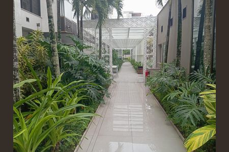 Apartamento para alugar com 245m², 3 quartos e 2 vagas