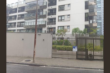 Apartamento para alugar com 245m², 3 quartos e 2 vagas Apartamento para alugar com 245m², 3 quartos e 2 vagasFachada