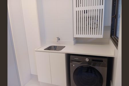 Apartamento para alugar com 245m², 3 quartos e 2 vagas