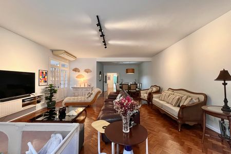 Apartamento à venda com 295m², 4 quartos e 2 vagas
