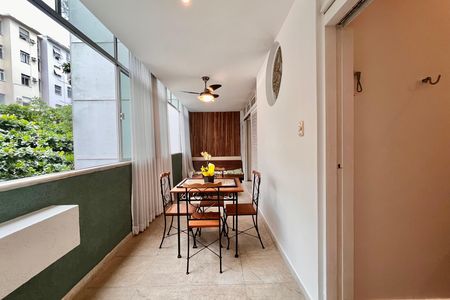 Apartamento à venda com 295m², 4 quartos e 2 vagas