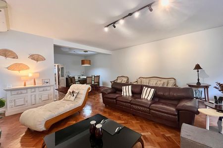 Apartamento à venda com 295m², 4 quartos e 2 vagas