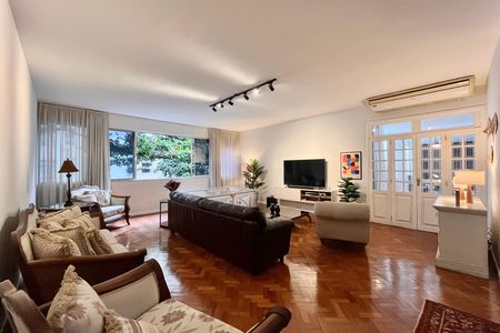 Apartamento à venda com 295m², 4 quartos e 2 vagas