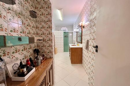 Apartamento à venda com 295m², 4 quartos e 2 vagas