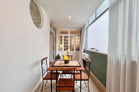 Apartamento à venda com 295m², 4 quartos e 2 vagas