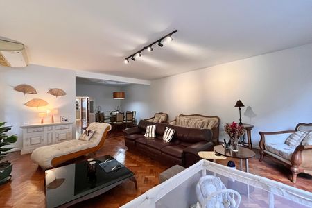 Apartamento à venda com 295m², 4 quartos e 2 vagas