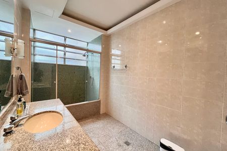 Apartamento à venda com 295m², 4 quartos e 2 vagas
