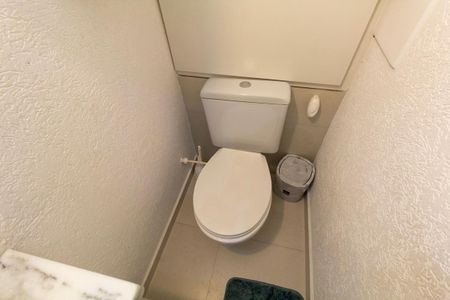 Casa à venda com 110m², 3 quartos e 2 vagas Casa à venda com 110m², 3 quartos e 2 vagasLavabo