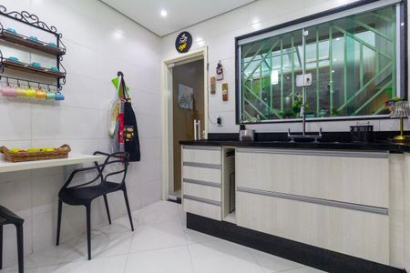 Cozinha de casa à venda com 3 quartos, 110m² em Vila Ponte Rasa, São Paulo
