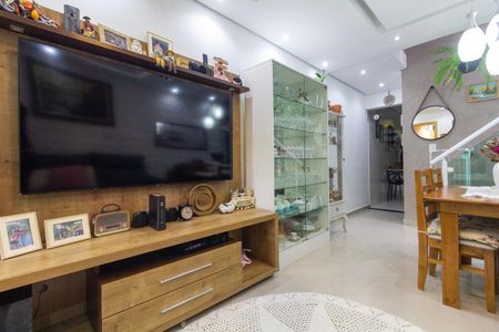 Sala de casa à venda com 3 quartos, 110m² em Vila Ponte Rasa, São Paulo