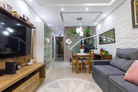 Sala de casa à venda com 3 quartos, 110m² em Vila Ponte Rasa, São Paulo