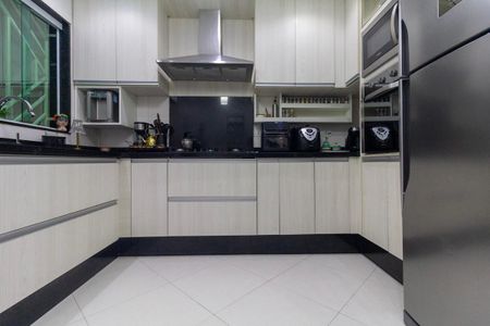 Cozinha de casa à venda com 3 quartos, 110m² em Vila Ponte Rasa, São Paulo