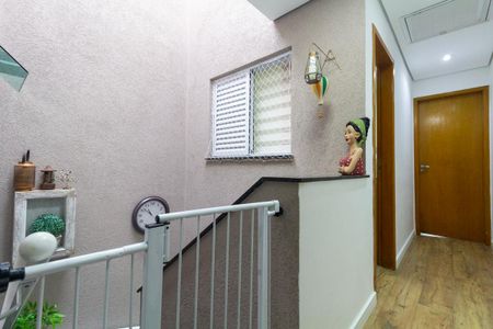 Casa à venda com 110m², 3 quartos e 2 vagas Casa à venda com 110m², 3 quartos e 2 vagasCorredor