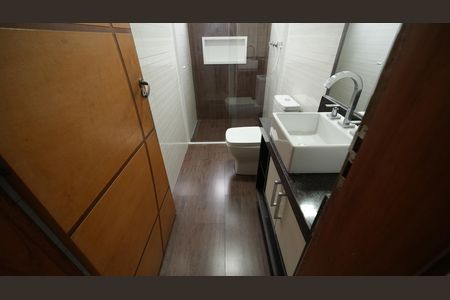 Casa para alugar com 180m², 3 quartos e 2 vagasBanheiro Social