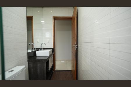 Casa para alugar com 180m², 3 quartos e 2 vagasBanheiro Social