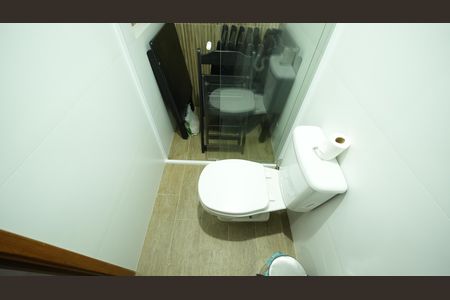 Casa para alugar com 180m², 3 quartos e 2 vagasBanheiro Social 