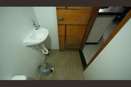 Casa para alugar com 180m², 3 quartos e 2 vagasBanheiro Social 