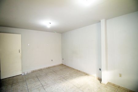 Quarto 1 de casa para alugar com 2 quartos, 70m² em Vila da Penha, Rio de Janeiro