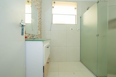 Apartamento à venda com 100m², 3 quartos e 2 vagas Apartamento à venda com 100m², 3 quartos e 2 vagasBANHEIRO2