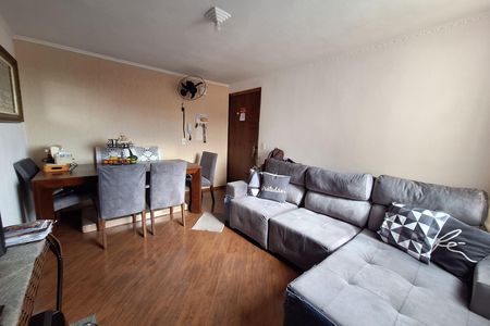 Apartamento à venda com 52m², 2 quartos e 1 vaga Apartamento à venda com 52m², 2 quartos e 1 vagaSala de TV