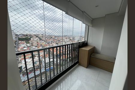 Apartamento à venda com 55m², 2 quartos e 1 vaga Apartamento à venda com 55m², 2 quartos e 1 vagaVaranda