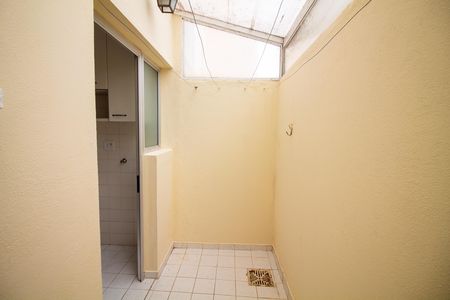 Apartamento à venda com 58m², 2 quartos e 1 vaga Apartamento à venda com 58m², 2 quartos e 1 vagaÁrea de Serviço