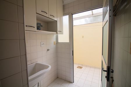 Apartamento à venda com 58m², 2 quartos e 1 vaga Apartamento à venda com 58m², 2 quartos e 1 vagaÁrea de Serviço