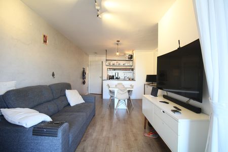 Apartamento para alugar com 76m², 3 quartos e 1 vagaSala