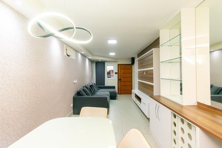 Sala de casa para alugar com 3 quartos, 200m² em Vila Bela, São Paulo
