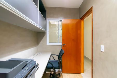 Casa para alugar com 200m², 3 quartos e 1 vaga Casa para alugar com 200m², 3 quartos e 1 vagaQuarto 2 - Escritório