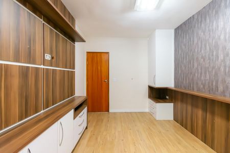 Casa para alugar com 200m², 3 quartos e 1 vaga Casa para alugar com 200m², 3 quartos e 1 vagaSuíte