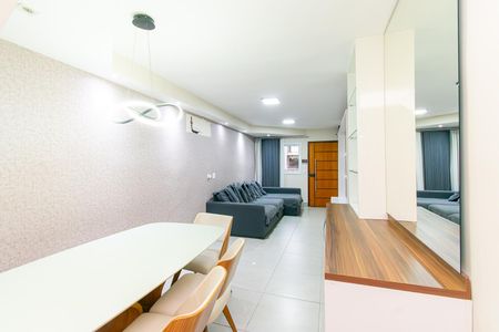 Casa para alugar com 200m², 3 quartos e 1 vaga Casa para alugar com 200m², 3 quartos e 1 vagaSala