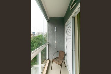 Casa para alugar com 200m², 3 quartos e 1 vaga Casa para alugar com 200m², 3 quartos e 1 vagaSuíte - Varanda