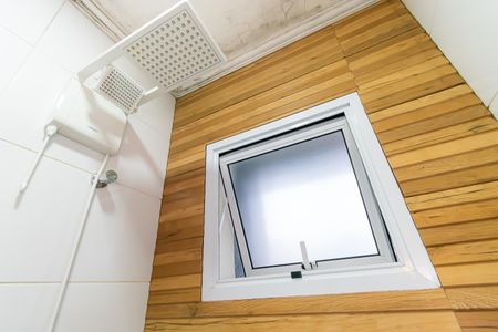 Casa para alugar com 200m², 3 quartos e 1 vaga Casa para alugar com 200m², 3 quartos e 1 vagaBanheiro da Suíte